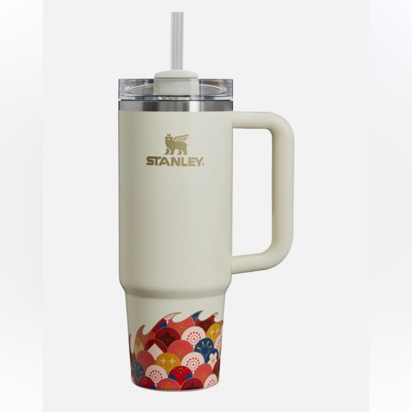 Stanley Lunar New Year LIMITED EDITION 30 OZ Tumbler Cream Dragon - Picture 2 of 5